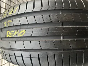 Pirelli P Zero PZ4  265/35 R21