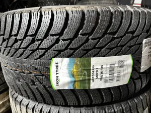 Ikon Tyres Autograph Snow 3  275/35 R20