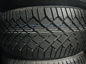 Continental ContiVikingContact 7  245/45 R19