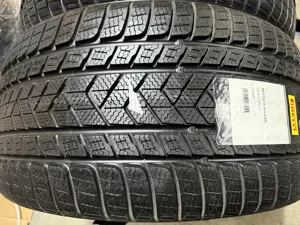 Pirelli Winter Sottozero 3  305/35 R21