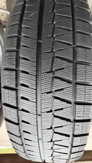 Bridgestone Ice Partner 2  205/55 R16