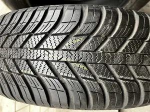 Nexen N'Blue 4 Season  205/60 R16