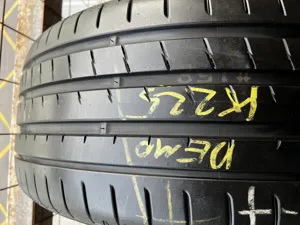 Yokohama Advan Sport V107  255/45 R20