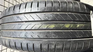 Bridgestone Alenza 001  215/60 R17