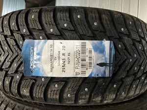 Nokian Tyres Hakkapeliitta 10 EV  255/45 R20