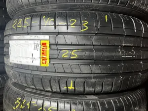 Pirelli P Zero PZ4  285/40 R23