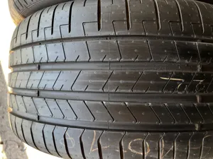 Pirelli P Zero PZ4  275/40 R19