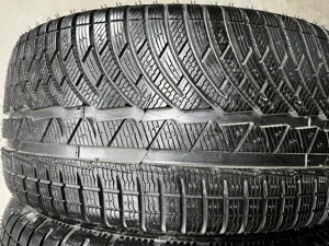 Michelin Pilot Alpin PA4  275/40 R19