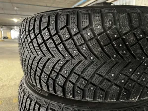 Michelin X-Ice North 4 SUV  275/50 R20