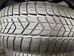 Pirelli Winter Sottozero 3  245/45 R19