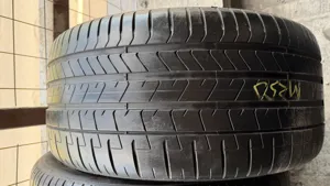 Pirelli P Zero PZ4  285/40 R20