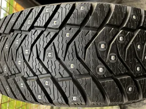 Yokohama Ice Guard IG65  205/55 R16