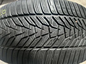Hankook Winter I'Cept Evo 3 W330  285/35 R20