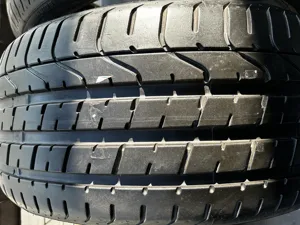 Pirelli P Zero  245/35 R19