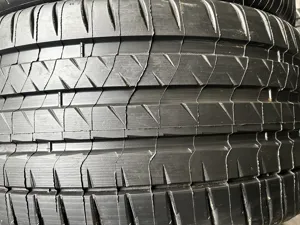 Michelin Pilot Sport 4 S  275/35 R22