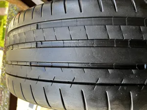 Michelin Pilot Super Sport  225/40 R18