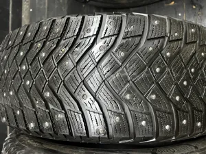 Goodyear Ultra Grip Ice Arctic 2  235/55 R18