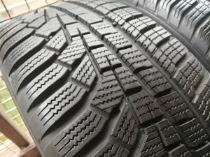 Hankook Winter I'Cept Evo2 W320  205/55 R17