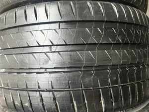 Michelin Pilot Sport 4 S  295/35 R21