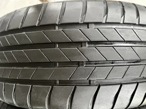 Bridgestone Turanza T005  215/55 R17