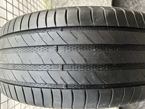 Delinte DS2  225/45 R17