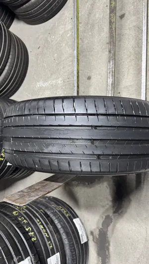 Michelin Pilot Sport 4  245/45 R19