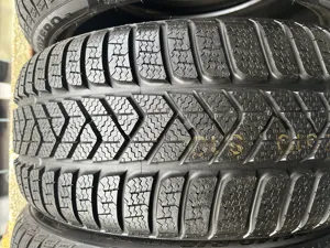 Pirelli Winter Sottozero 3  225/40 R18