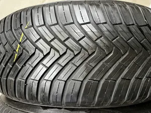 Continental AllSeasonContact  235/55 R19