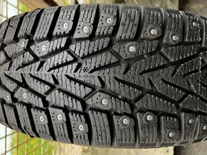 Ikon Tyres Character Ice 7  205/55 R16