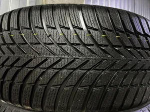 Nokian Tyres Snowproof 2 SUV  255/45 R20