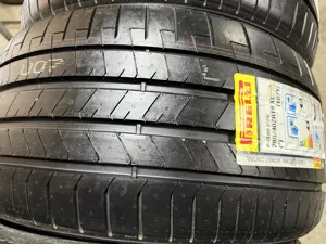 Pirelli P Zero PZ4  285/40 R19